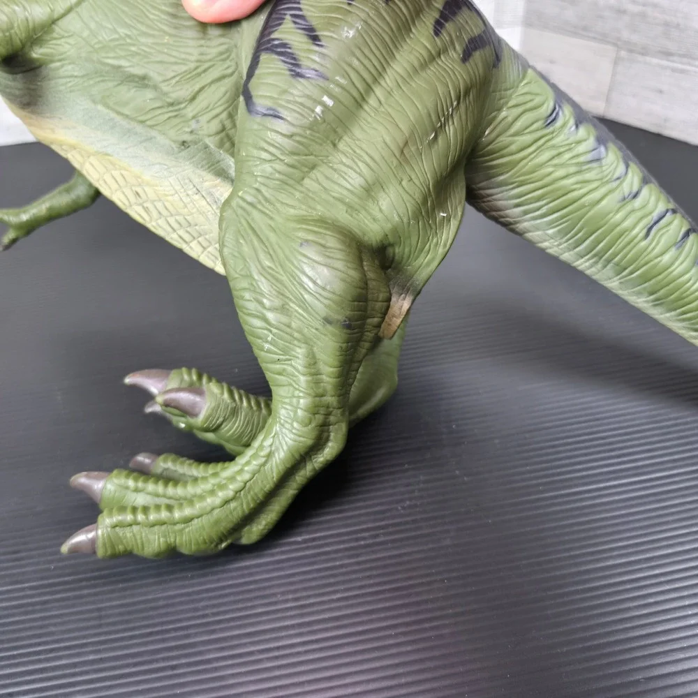 Vintage 1996 The Lost World Jurassic Park T-Rex Dinosaur Figure Kenner Green 24